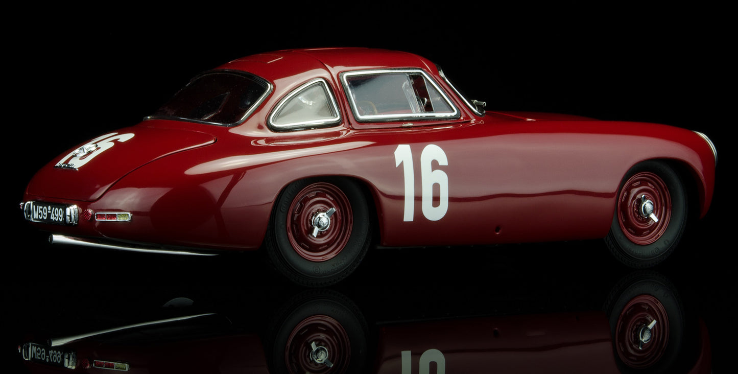 Mercedes-Benz 300 SL (W194) Grand Prix of Bern 1952, #16 Caracciola 1/18 CMC M-160