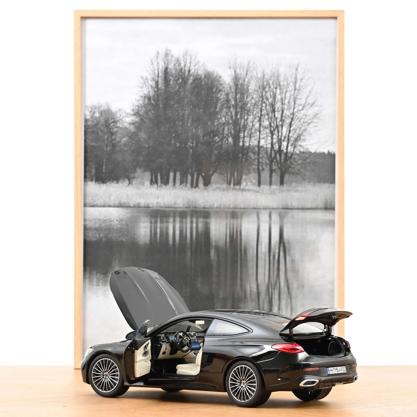 Mercedes-Benz Cle Coupe obsidian black 1/18 Norev