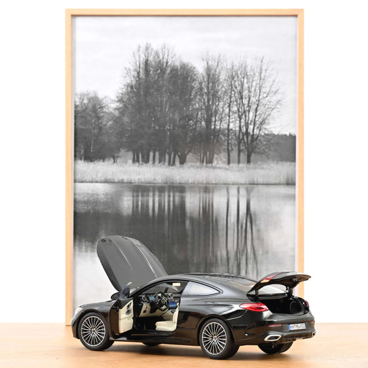 Mercedes-Benz Cle Coupe obsidian black 1/18 Norev