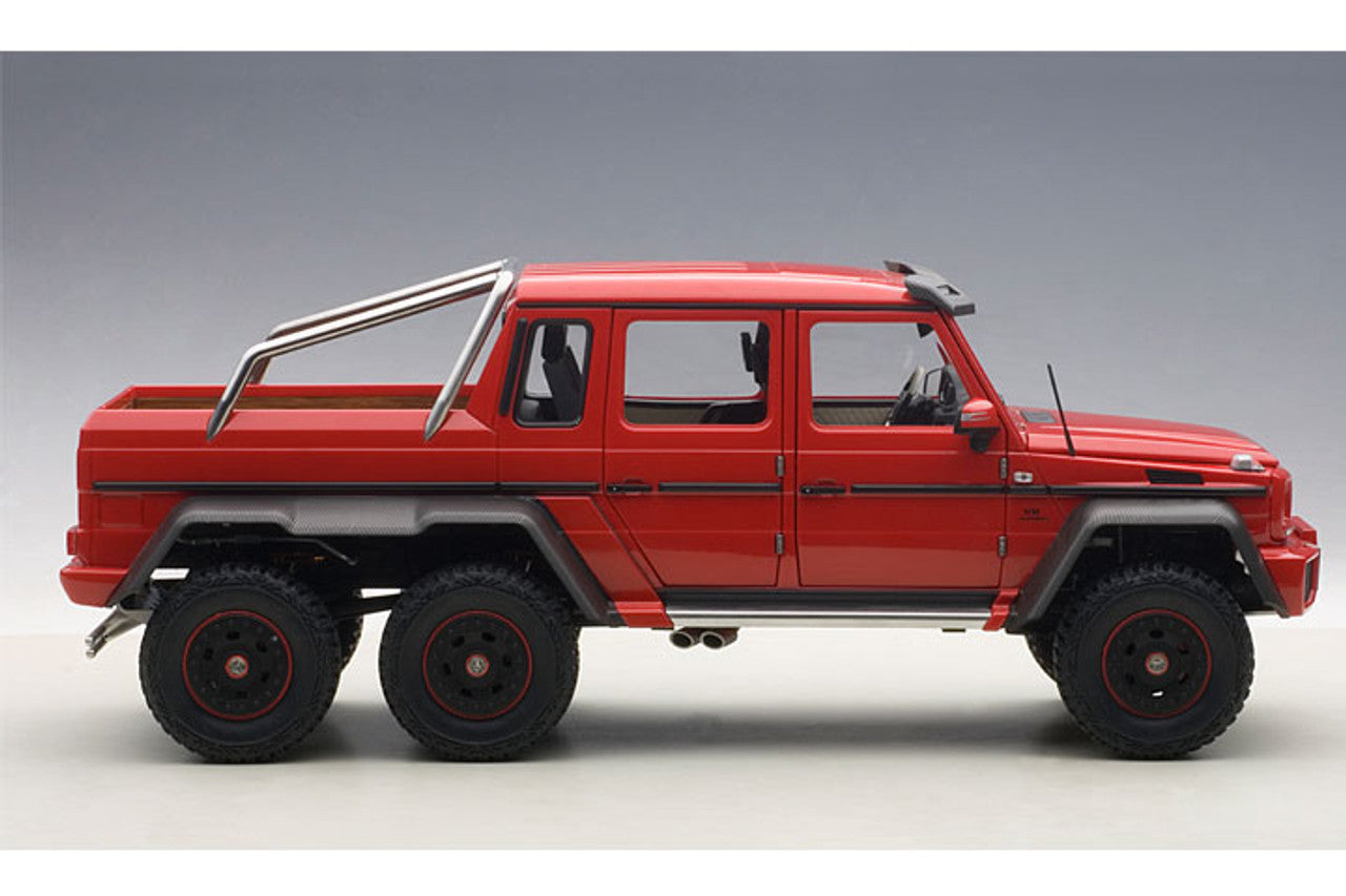 Mercedes-Benz G63 AMG 6x6 1/18 AUTOart