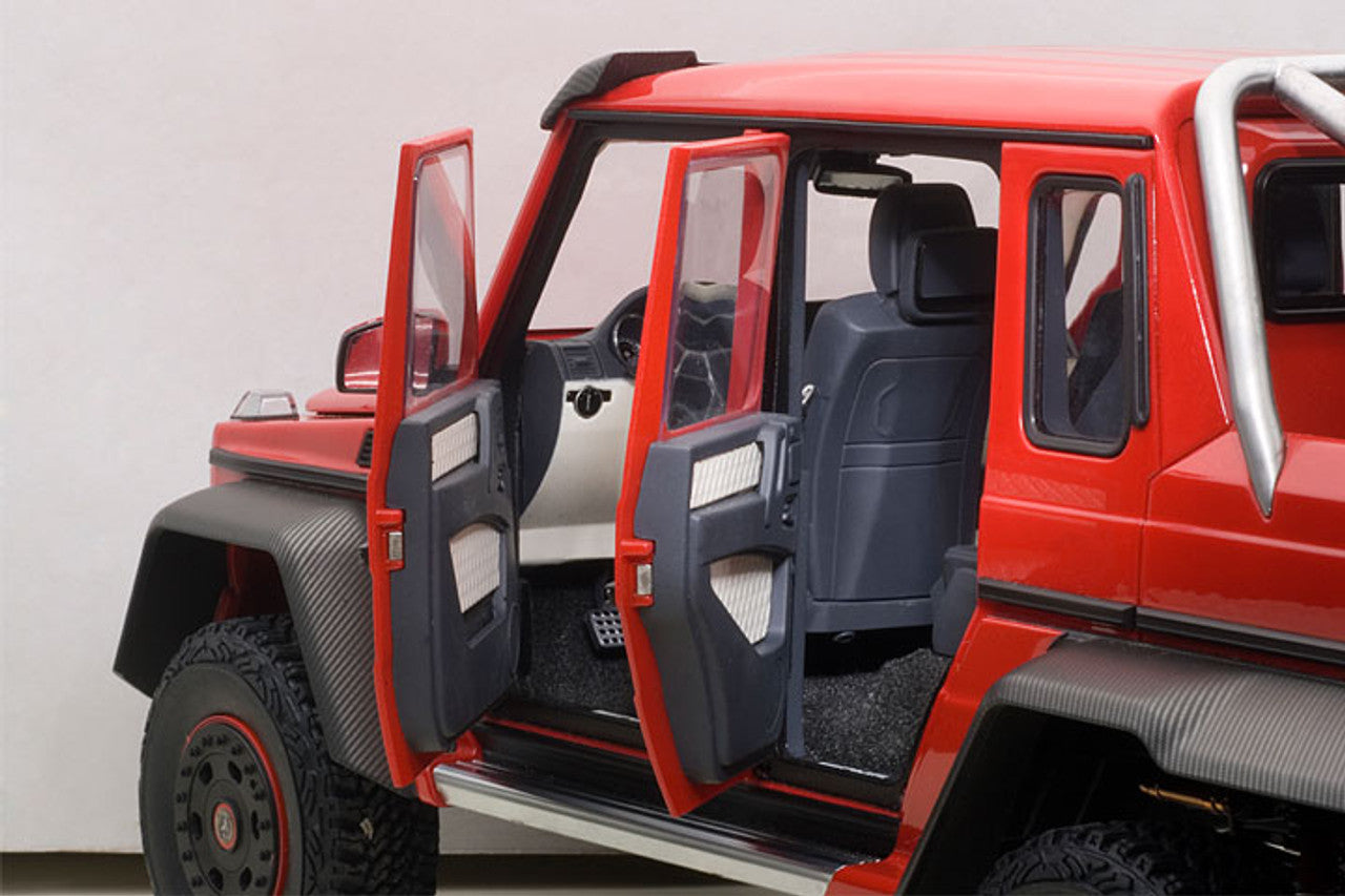 Mercedes-Benz G63 AMG 6x6 1/18 AUTOart
