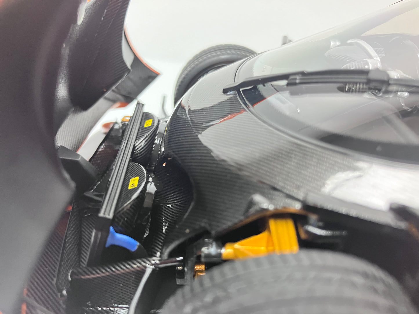 Pagani Zonda F Arancio St. Tropez 1/18 Almost Real