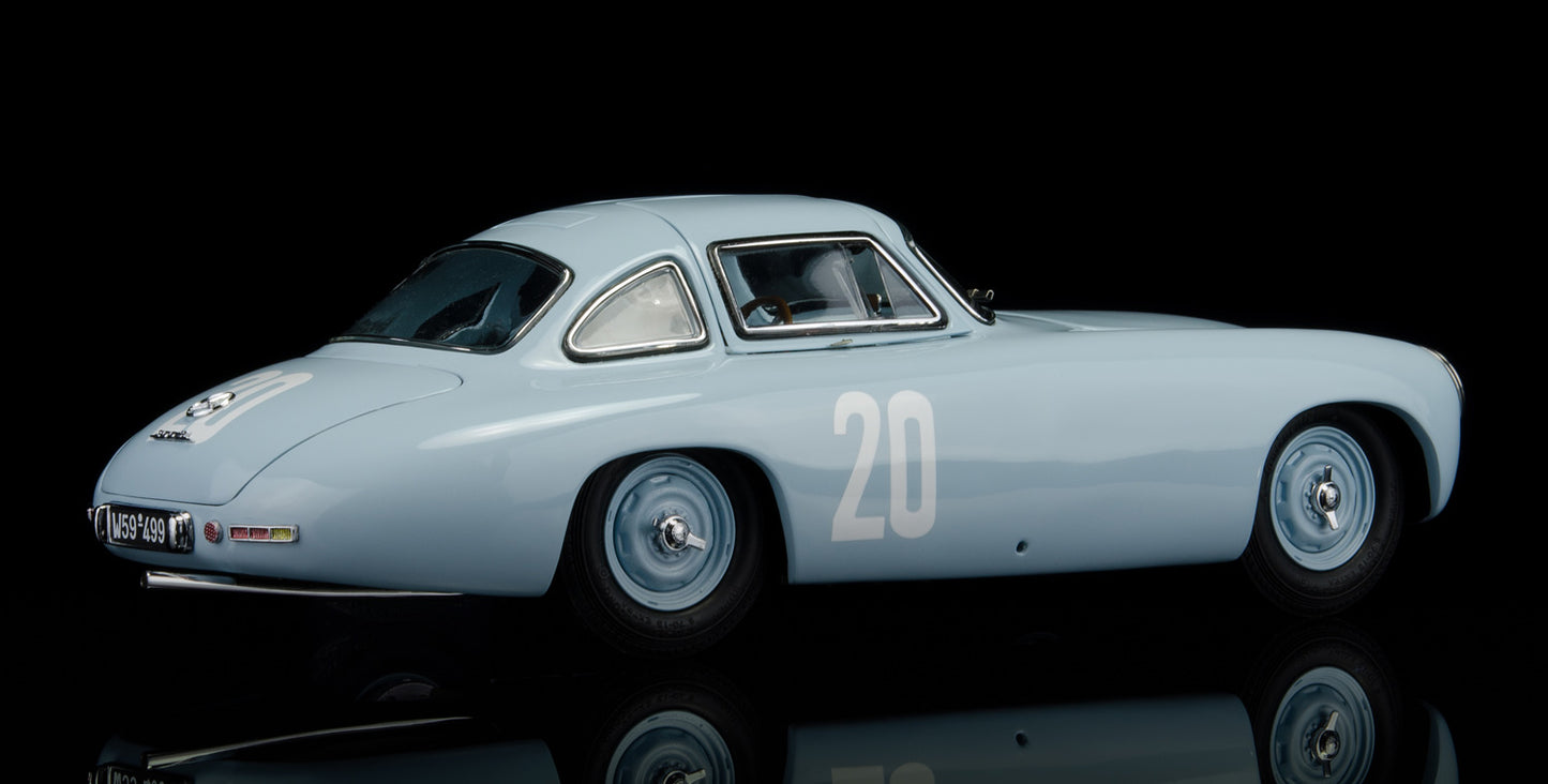 Mercedes-Benz 300 SL (W194) Grand Prix of Bern, 1952 #20 blue 1/18 CMC M-159