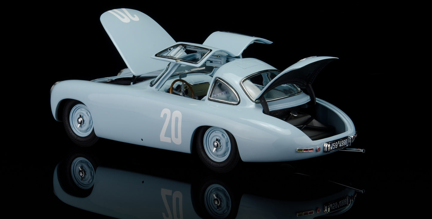 Mercedes-Benz 300 SL (W194) Grand Prix of Bern, 1952 #20 blue 1/18 CMC M-159