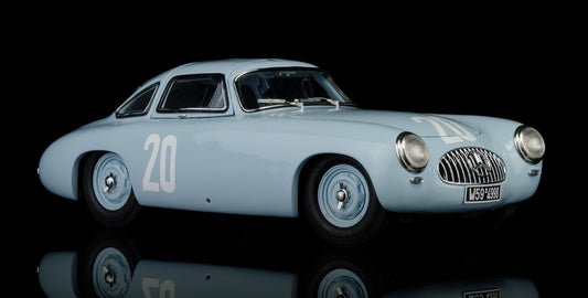 Mercedes-Benz 300 SL (W194) Grand Prix of Bern, 1952 #20 blue 1/18 CMC M-159