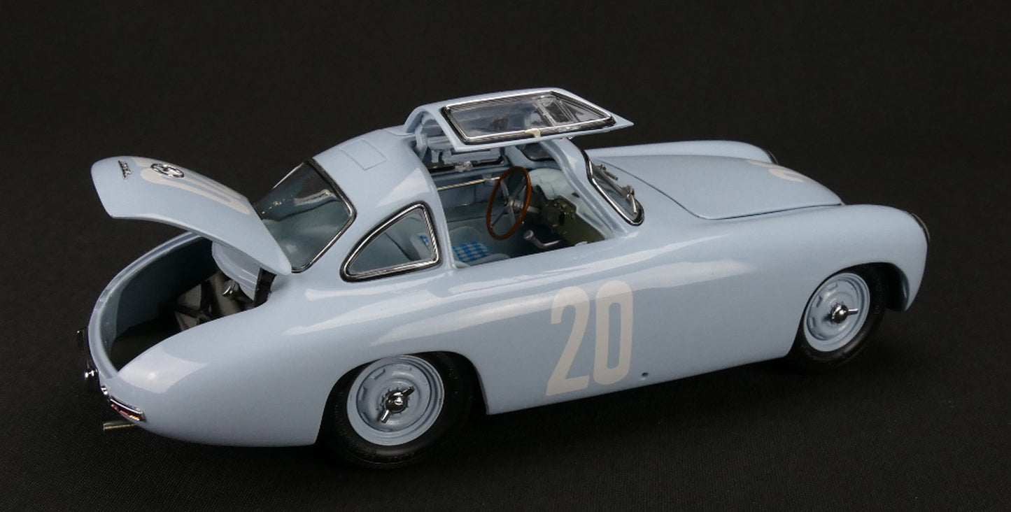 Mercedes-Benz 300 SL (W194) Grand Prix of Bern, 1952 #20 blue 1/18 CMC M-159