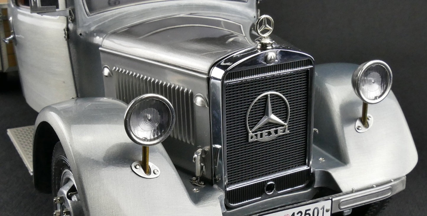 Mercedes-Benz LO 2750 Truck Clear-Finish Version, 1933-1936 1/18 CMC
