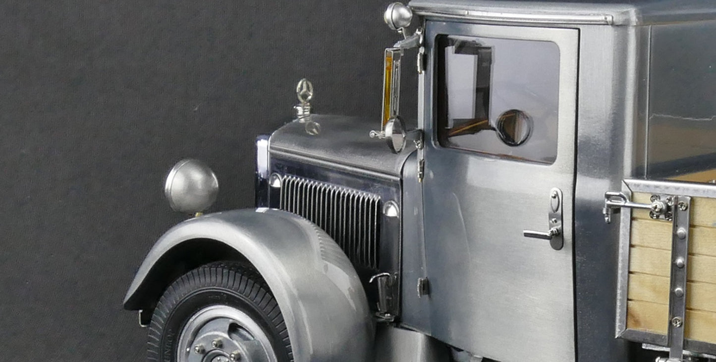 Mercedes-Benz LO 2750 Truck Clear-Finish Version, 1933-1936 1/18 CMC