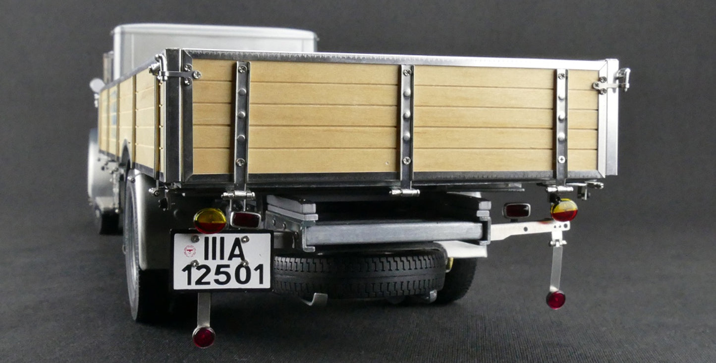 Mercedes-Benz LO 2750 Truck Clear-Finish Version, 1933-1936 1/18 CMC