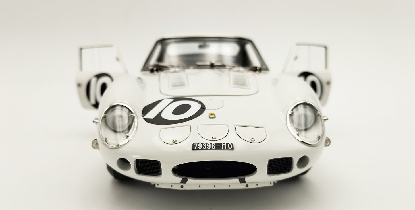 Ferrari 250 GTO Tourist Trophy 1962 Graham Hill #10 1/18 CMC