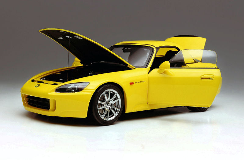 Honda S2000 (AP2) 1/18 Motorhelix