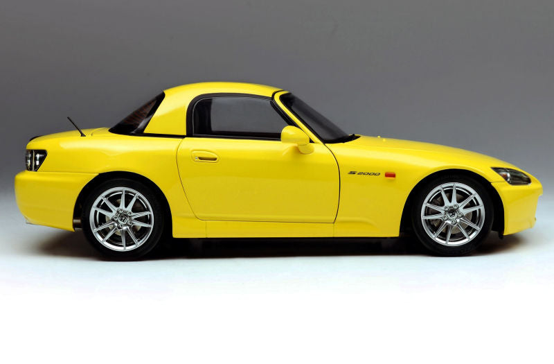 Honda S2000 (AP2) 1/18 Motorhelix