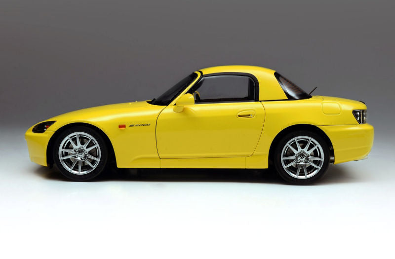 Honda S2000 (AP2) 1/18 Motorhelix