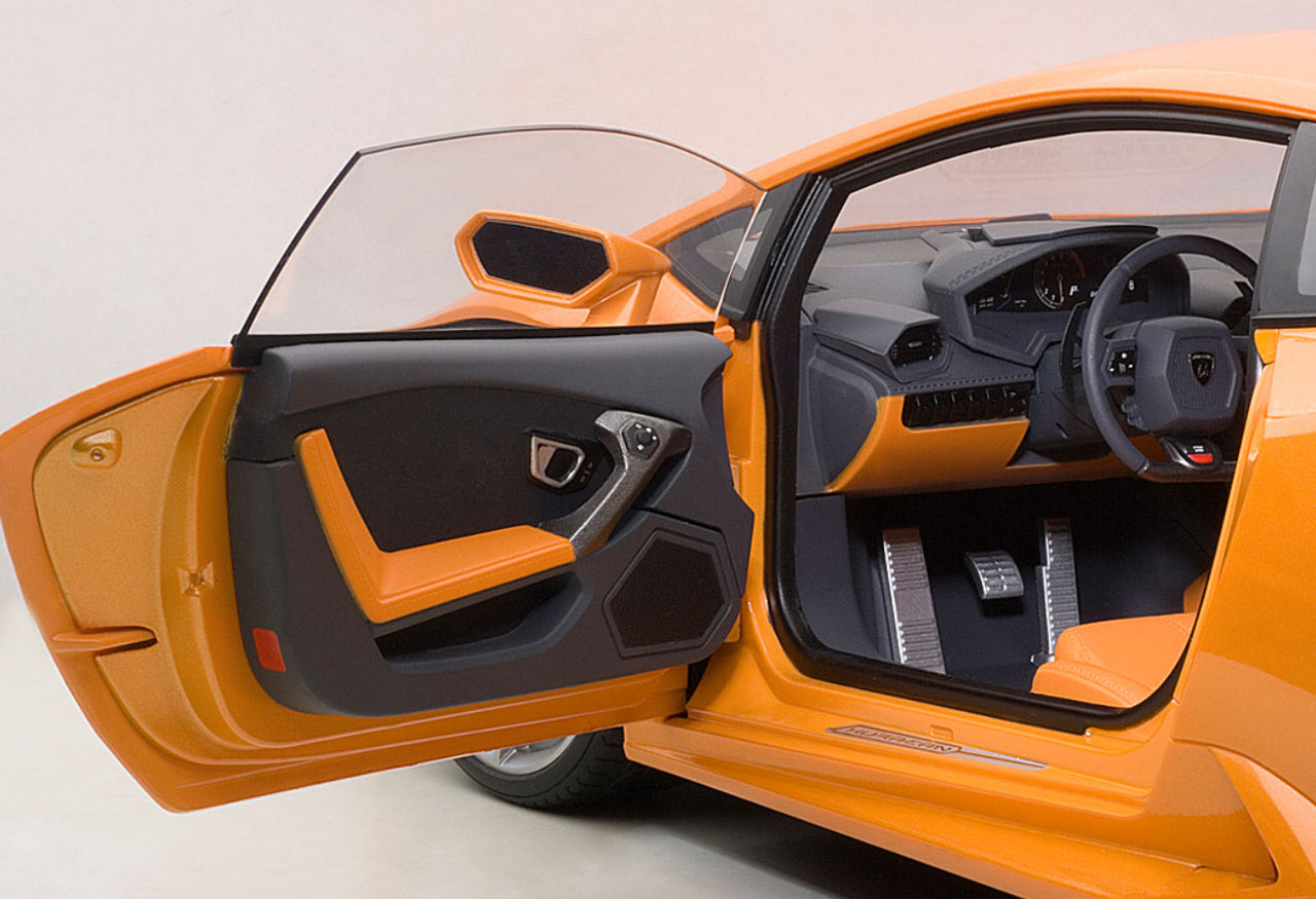 Lamborghini Huracán 1/12 AUTOart