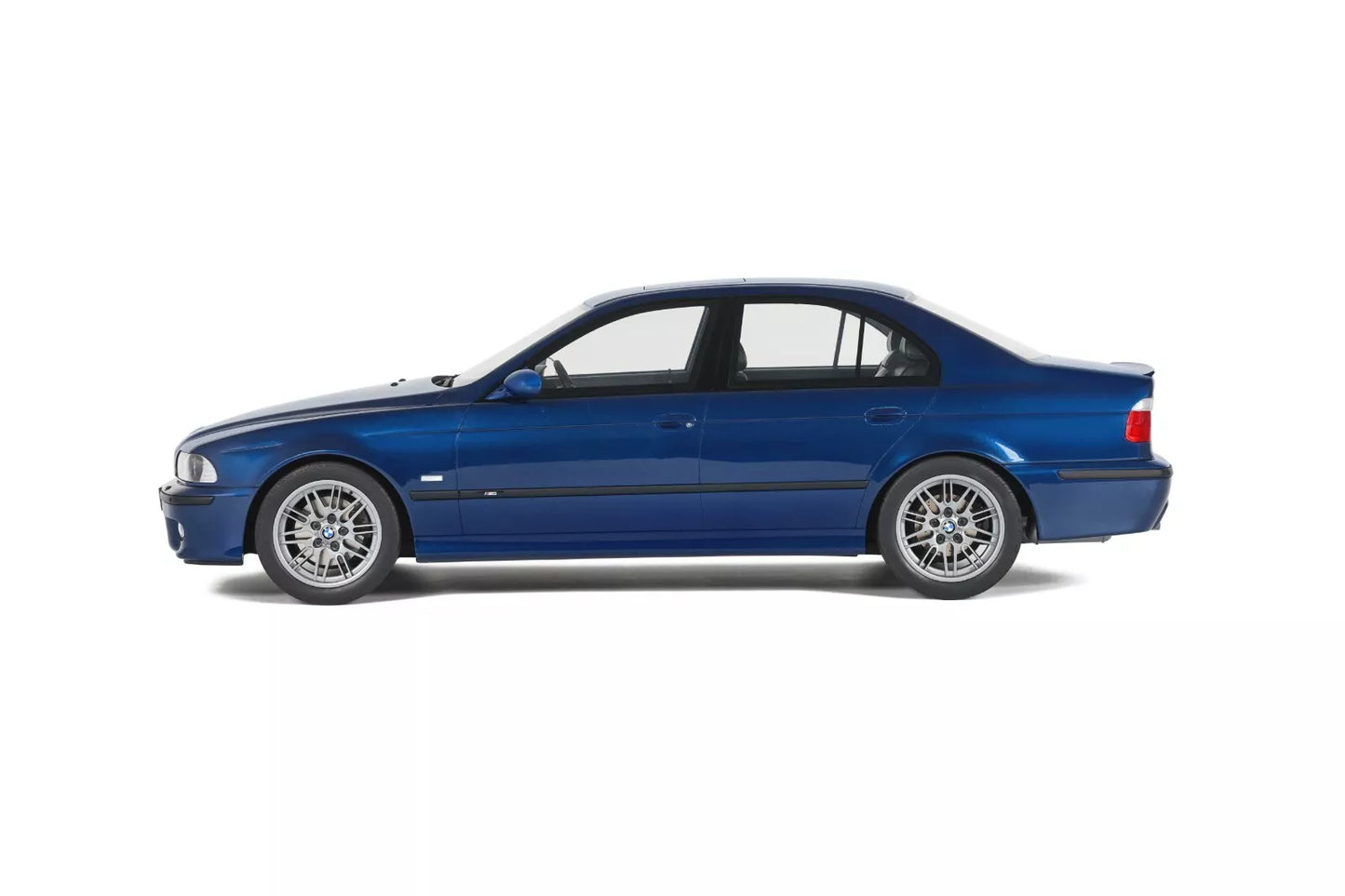 BMW E39 M5 1998 1/12 OTTO Models G073